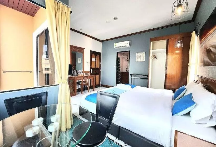 Fotos del hotel Sea Front Home:  17