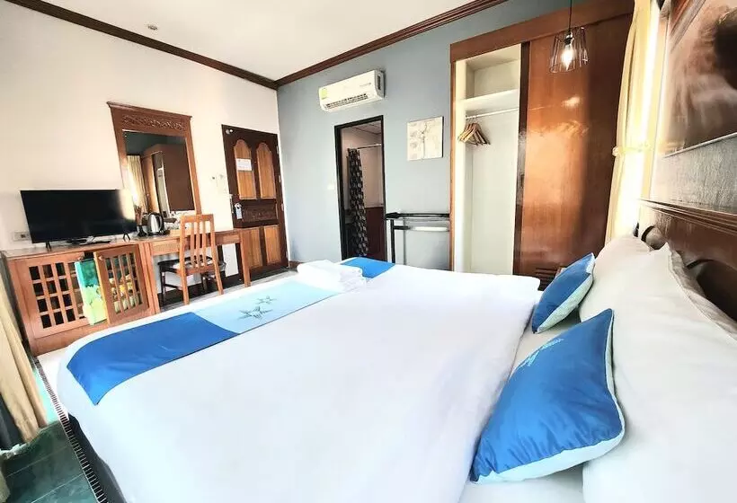 Fotos del hotel Sea Front Home:  10