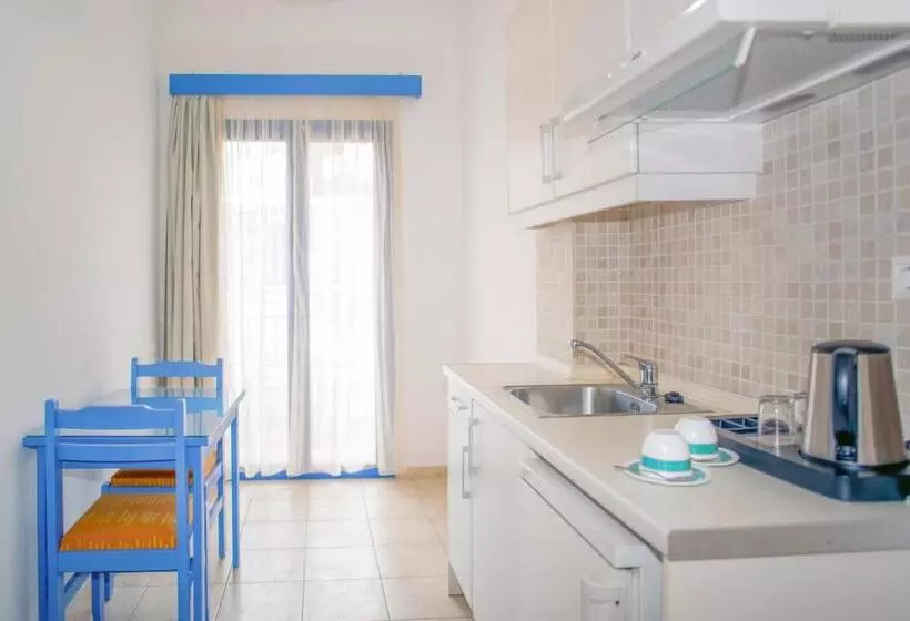 Fotos del hotel Astra Village Apartments & Suites:  6