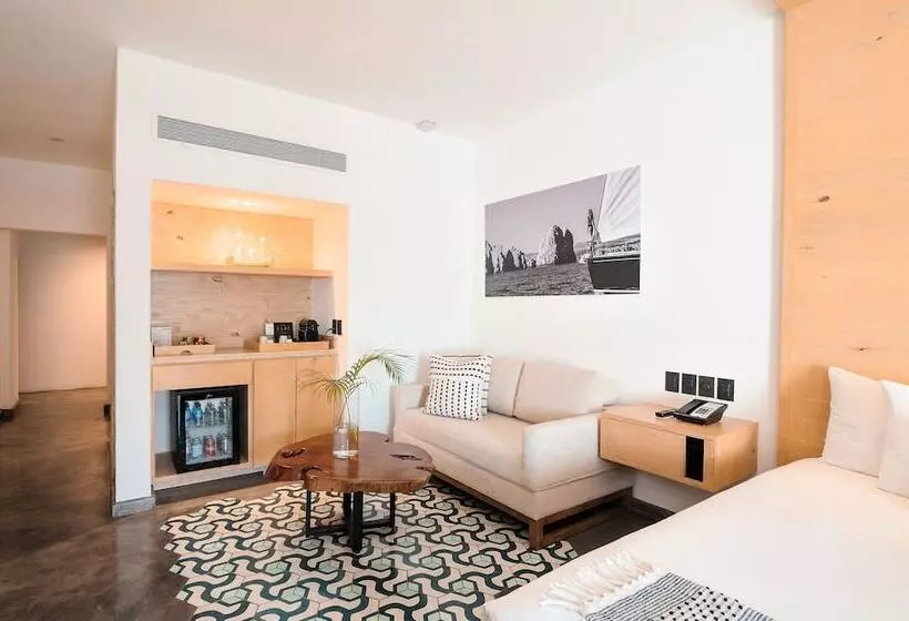 Fotos del hotel Bahia Hotel & Beach House:  25