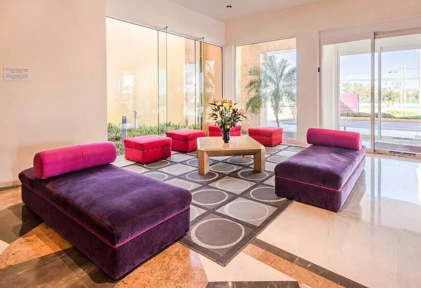 Fotos del hotel Crowne Plaza Monterrey Aeropuerto, An Ihg:  2