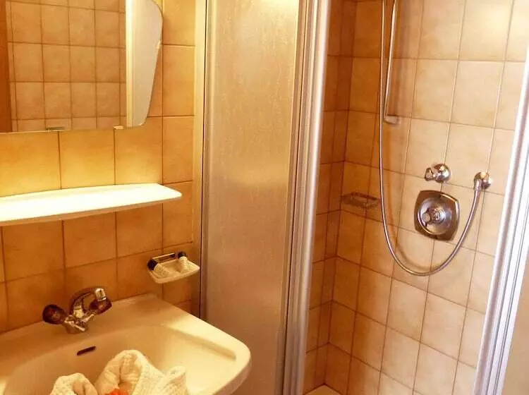 Fotos del hotel Eckartauerhof:  16