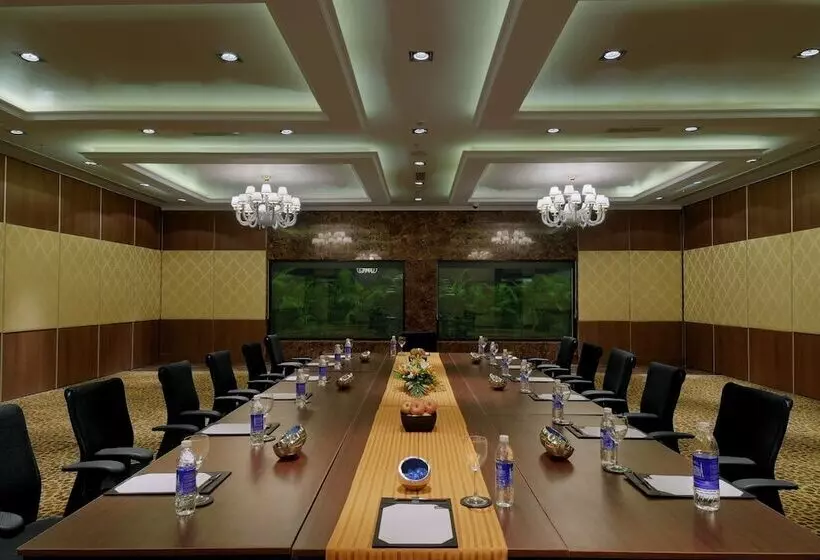 Fotos del hotel Royalton Hyderabad Abids:  7