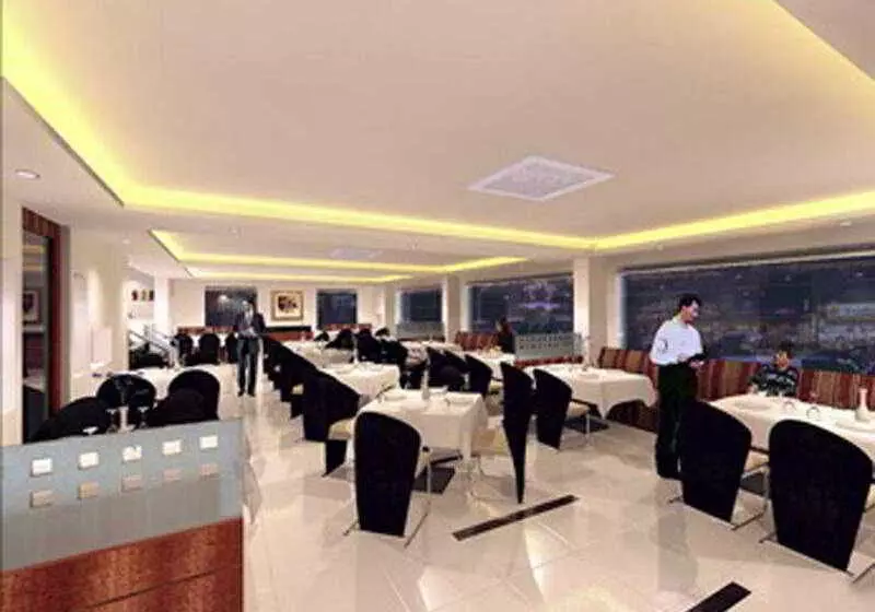 Fotos del hotel Royalton Hyderabad Abids:  14