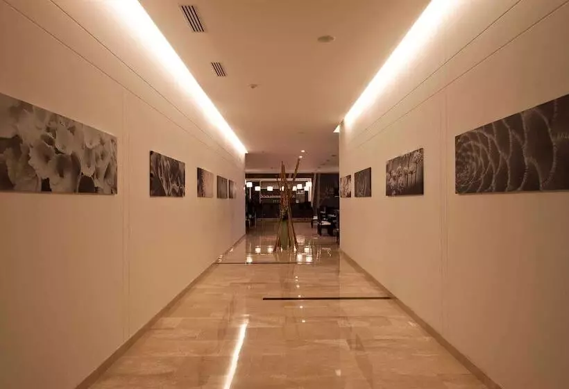 Fotos del hotel Tryp Medellin Estadio:  3