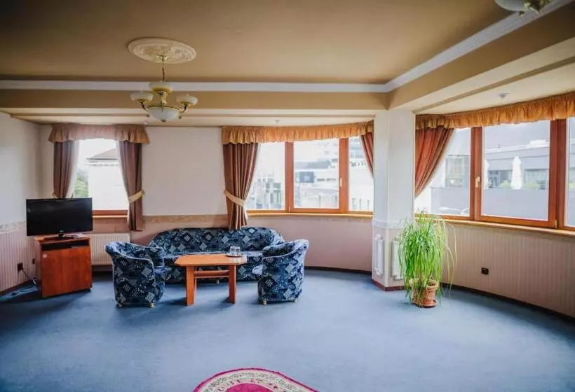 Fotos del hotel Gloria Palac:  2