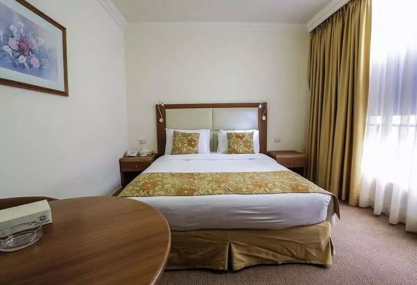 Fotos del hotel Gardenia Hotel:  13