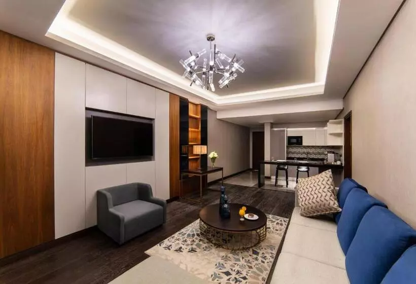 Fotos del hotel Mövenpick  And Residences Riyadh:  20
