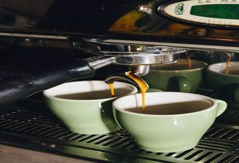 Fotos del hotel Bdx Hôtel - Gare Saint-jean - Les Collectionneurs:  4