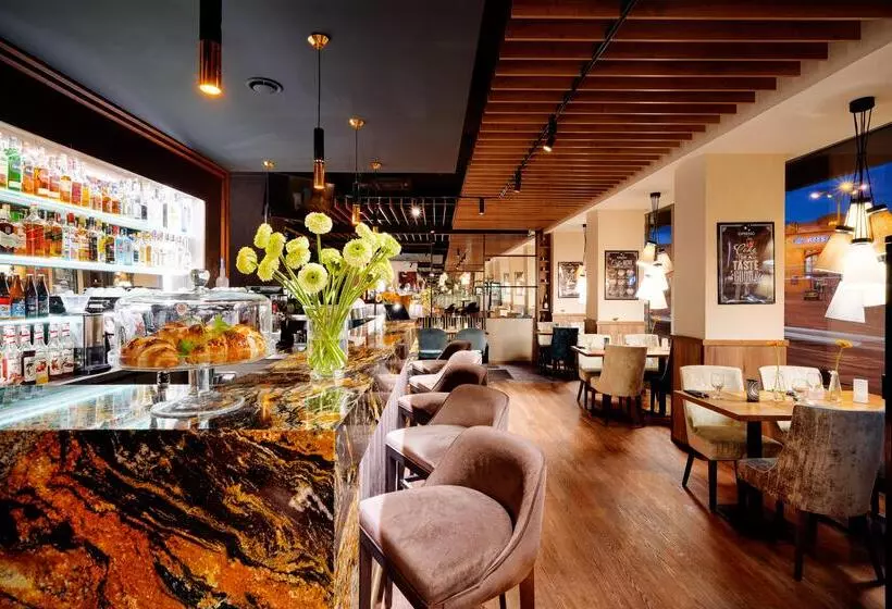 Fotos del hotel B&b Hotel Rzeszów Centrum:  25