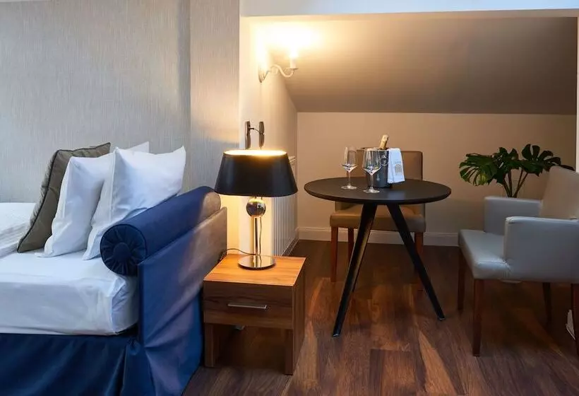 Fotos del hotel Nobilton:  15