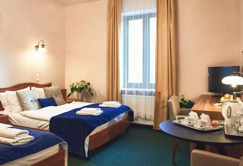 Fotos del hotel Nobilton:  9