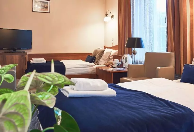 Fotos del hotel Nobilton:  5