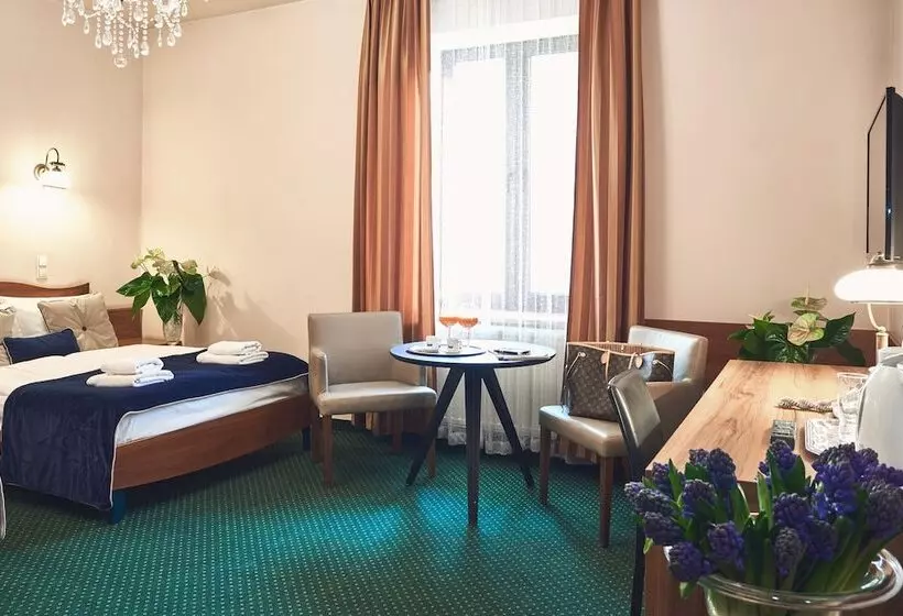 Fotos del hotel Nobilton:  14