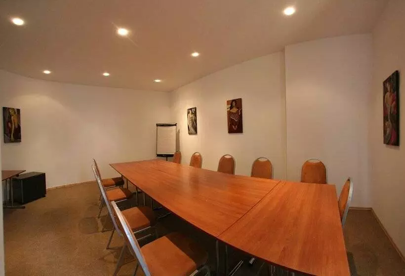 Fotos del hotel Savoy:  8