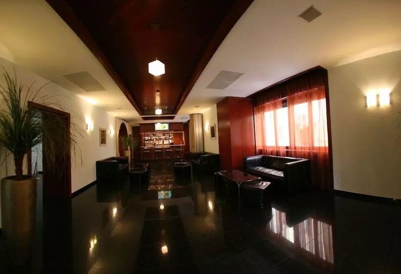 Fotos del hotel Savoy:  24