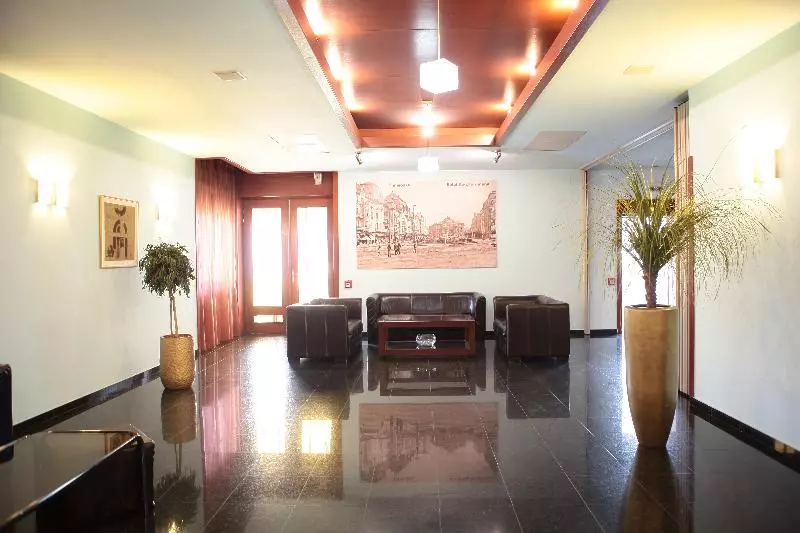 Fotos del hotel Savoy:  18