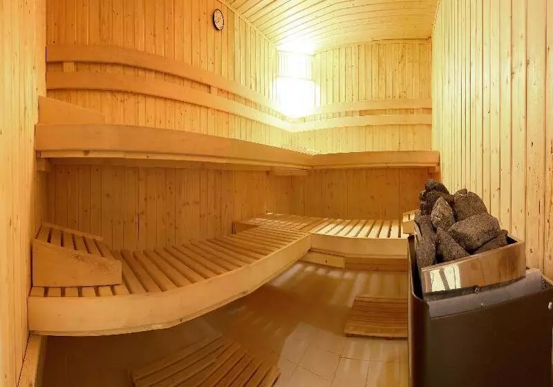 Fotos del hotel Savoy:  13