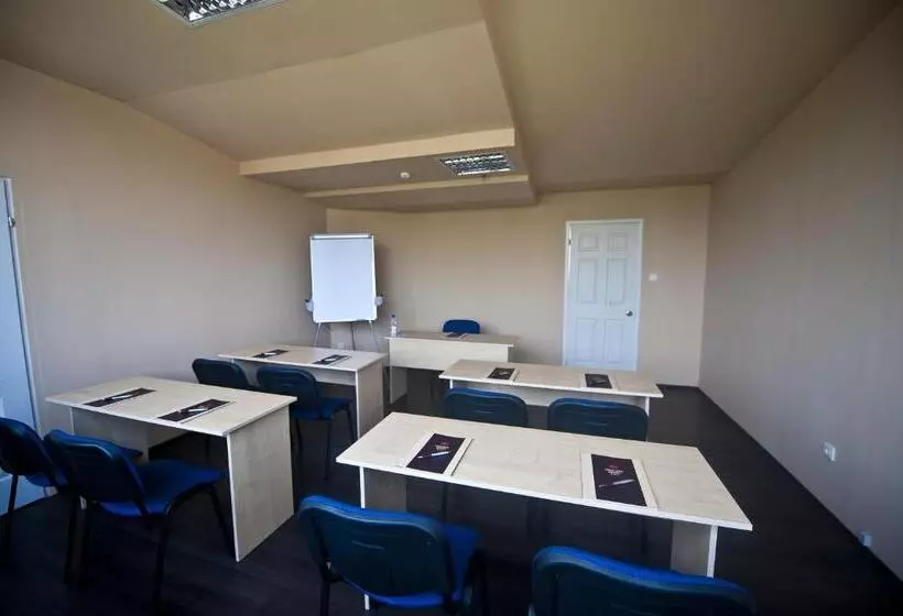 Fotos del hotel Canada Hotel Budapest:  11