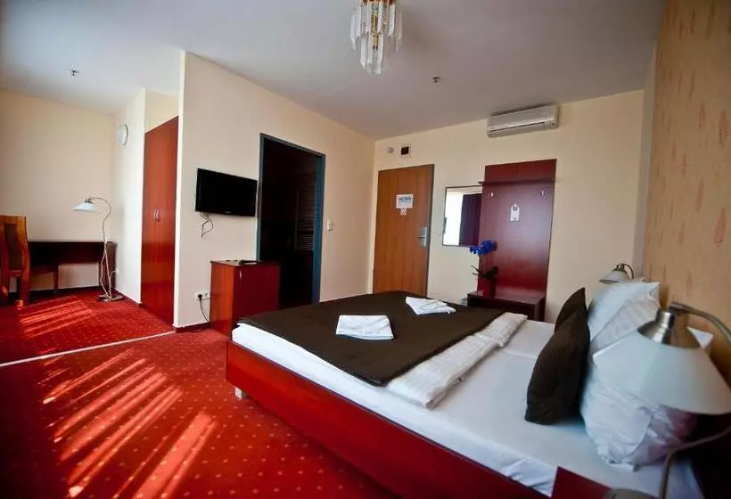 Fotos del hotel Canada Hotel Budapest:  15