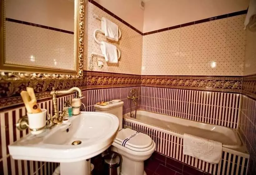 Fotos del hotel Royal City:  10