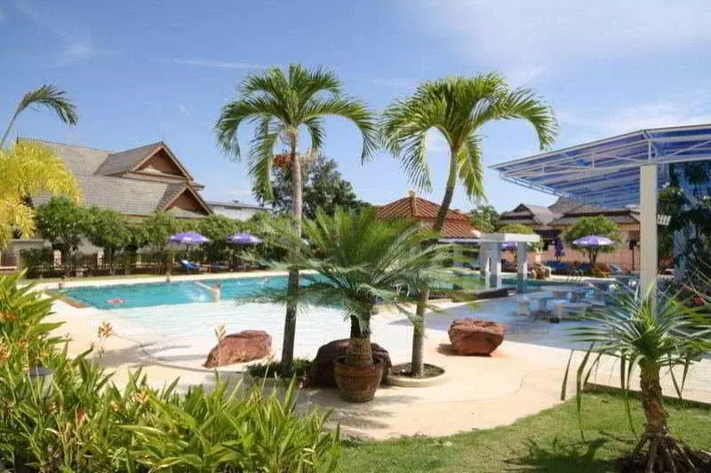 Fotos del hotel Chalong Beach Hotel & Spa:  7