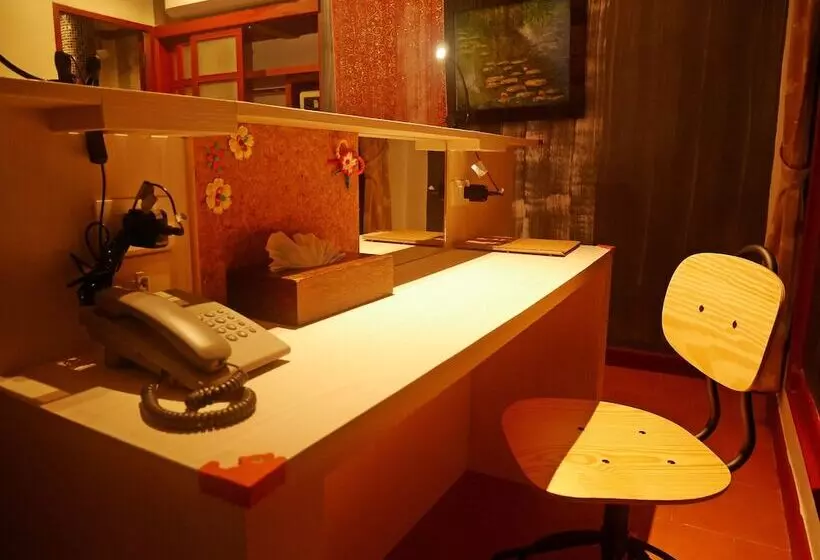 Fotos del hotel Bangtao Beach Chalet:  11