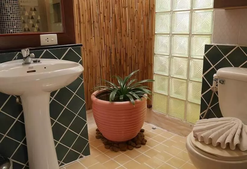 Fotos del hotel Bangtao Beach Chalet:  13