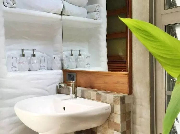 Fotos del hotel Bangtao Beach Chalet:  24