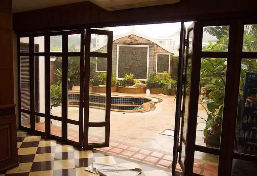 Fotos del hotel Renoir Boutique:  11