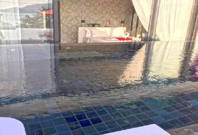 See Sea Villa Phuket