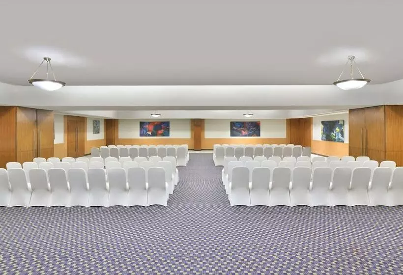 Fotos del hotel Four Points By Sheraton Navi Mumbai, Vashi:  18