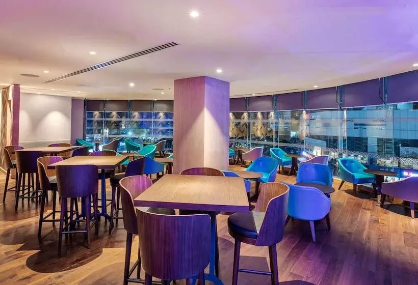 Fotos del hotel Four Points By Sheraton Navi Mumbai, Vashi:  13