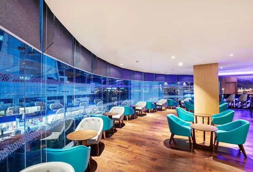 Fotos del hotel Four Points By Sheraton Navi Mumbai, Vashi:  17