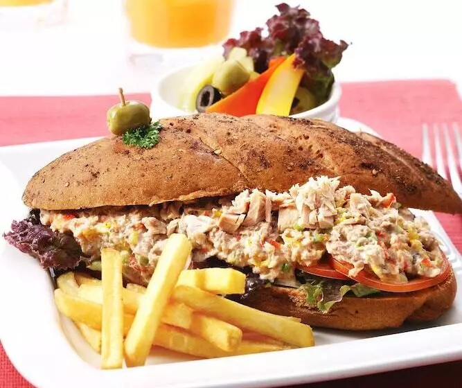 Fotos del hotel Four Points By Sheraton Navi Mumbai, Vashi:  8