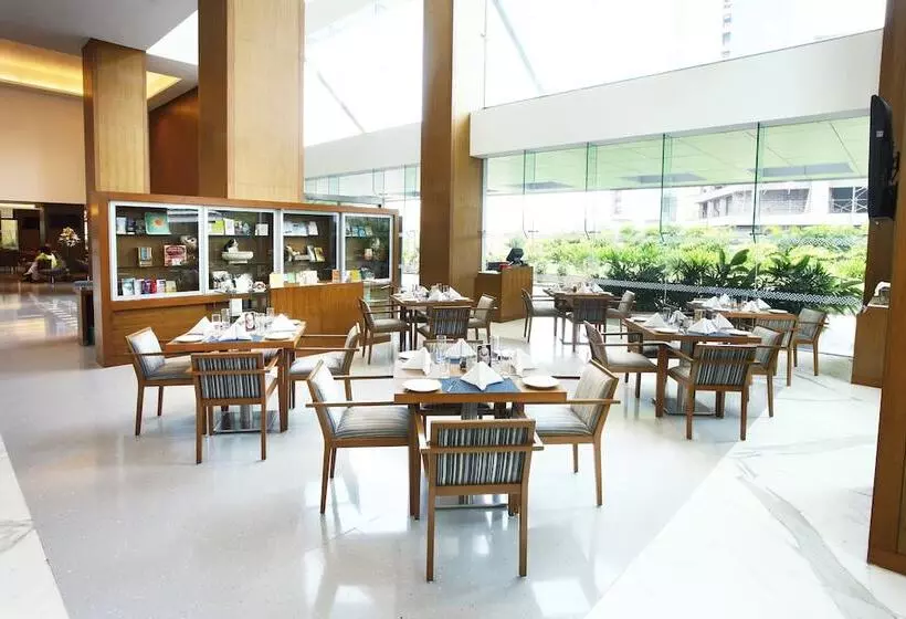 Fotos del hotel Four Points By Sheraton Navi Mumbai, Vashi:  23