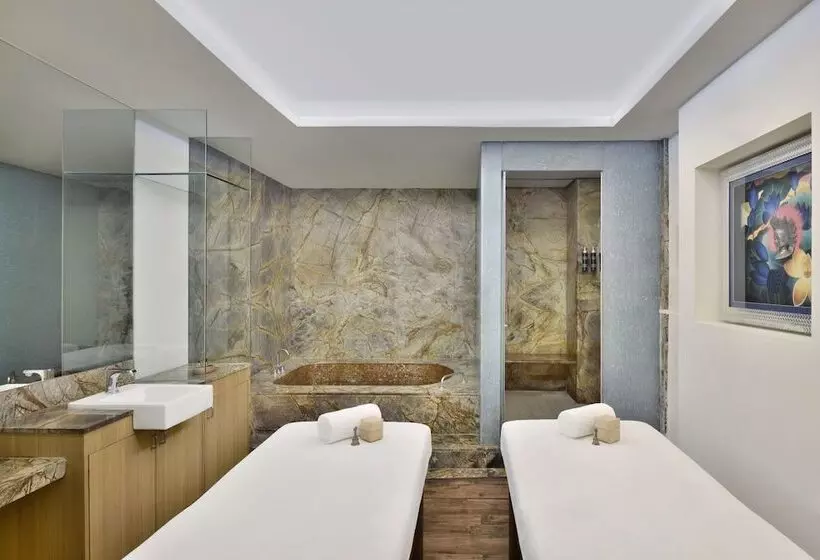 Fotos del hotel Four Points By Sheraton Navi Mumbai, Vashi:  2