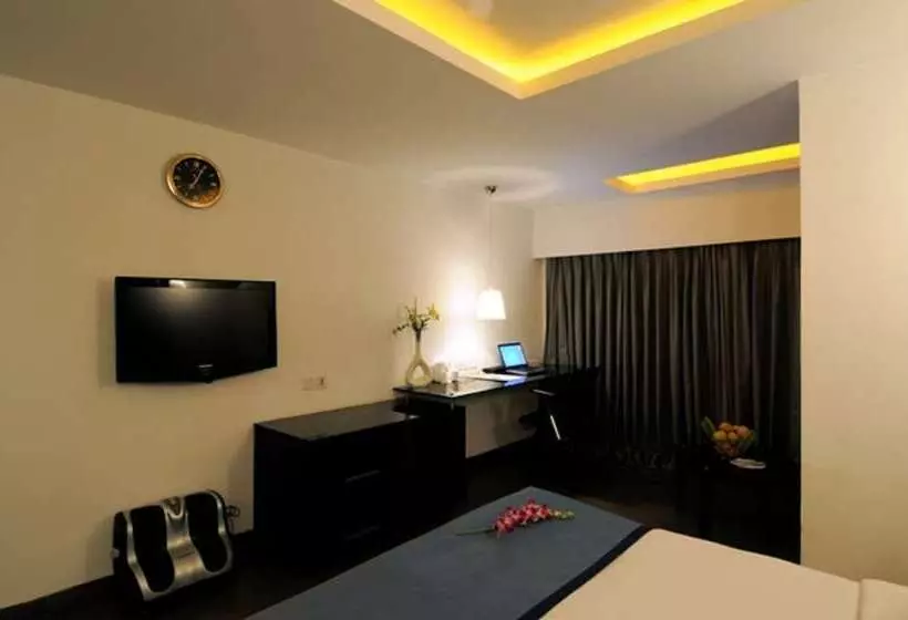 Fotos del hotel The Central Court:  18