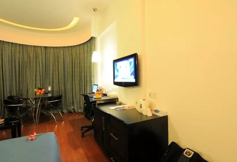 Fotos del hotel The Central Court:  25