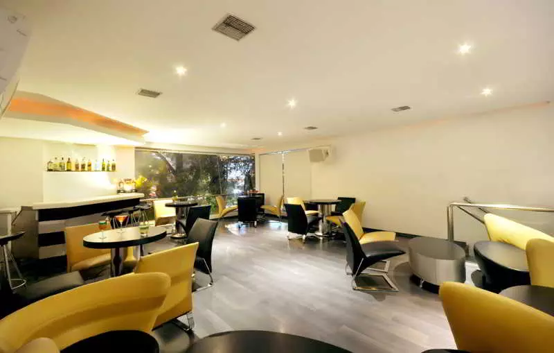 Fotos del hotel The Central Court:  11