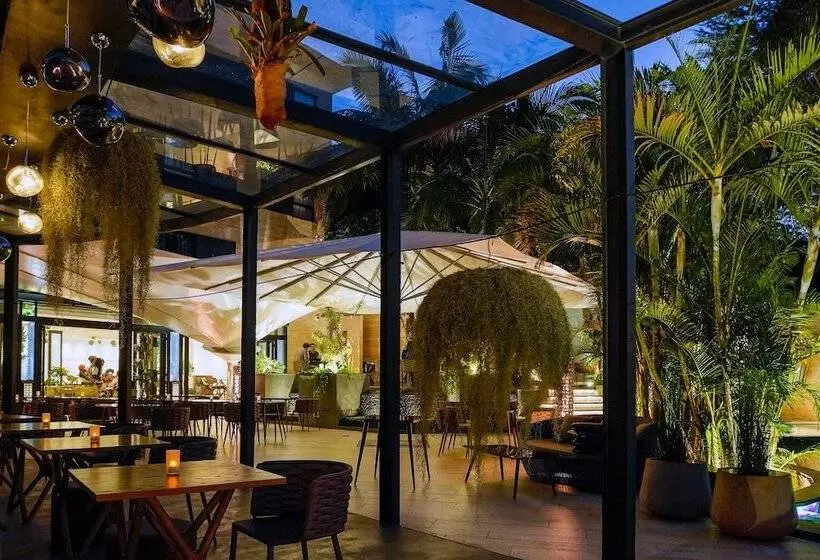 Fotos del hotel Tribe:  15