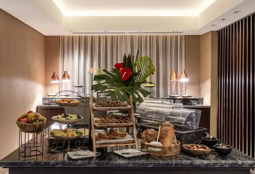 Fotos del hotel Tribe:  4