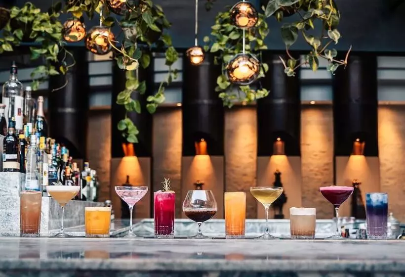 Fotos del hotel Tribe:  5