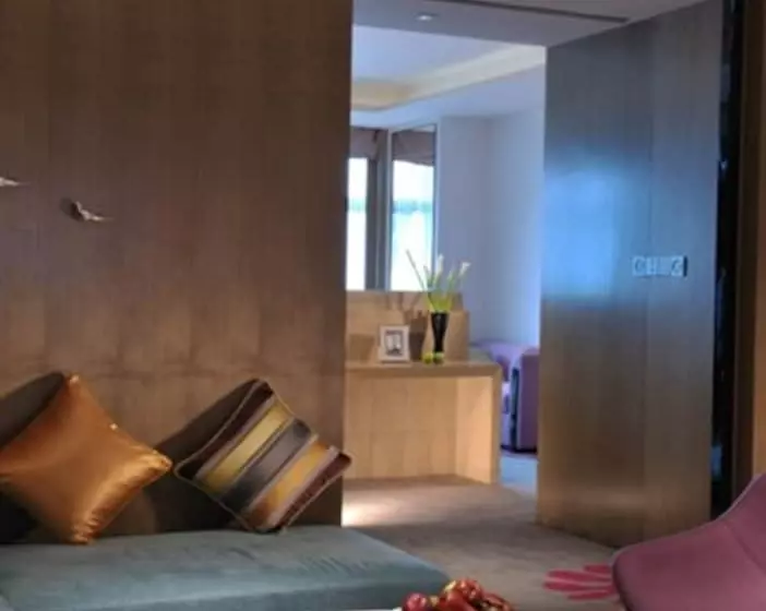 Fotos del hotel Wongtee V Hotel:  22