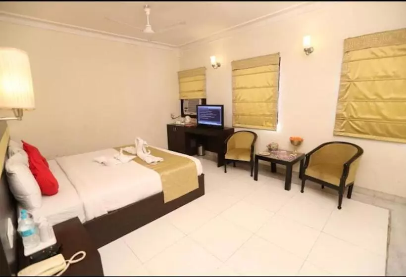 Fotos del hotel Empire Regency:  2