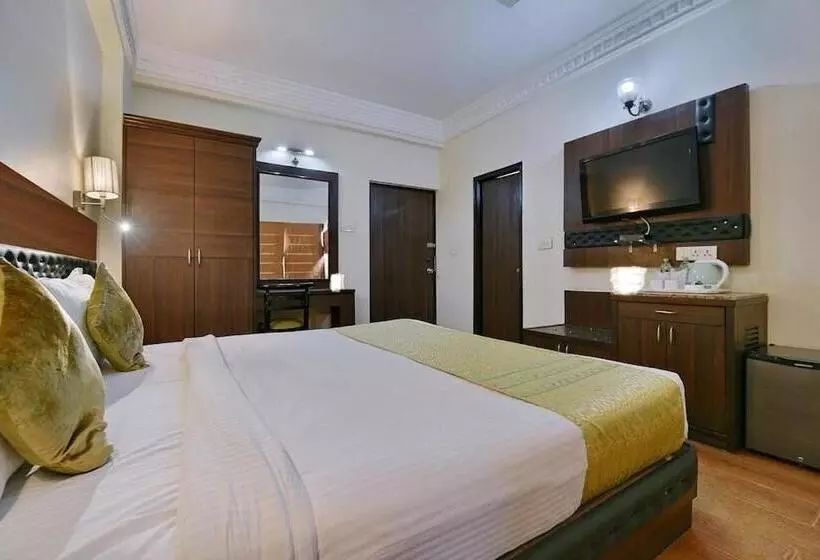 Fotos del hotel Empire Regency:  15