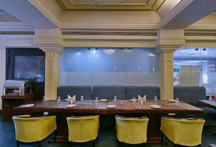 Fotos del hotel Empire Regency:  4