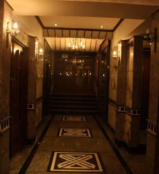 Fotos del hotel Karl Residency:  3