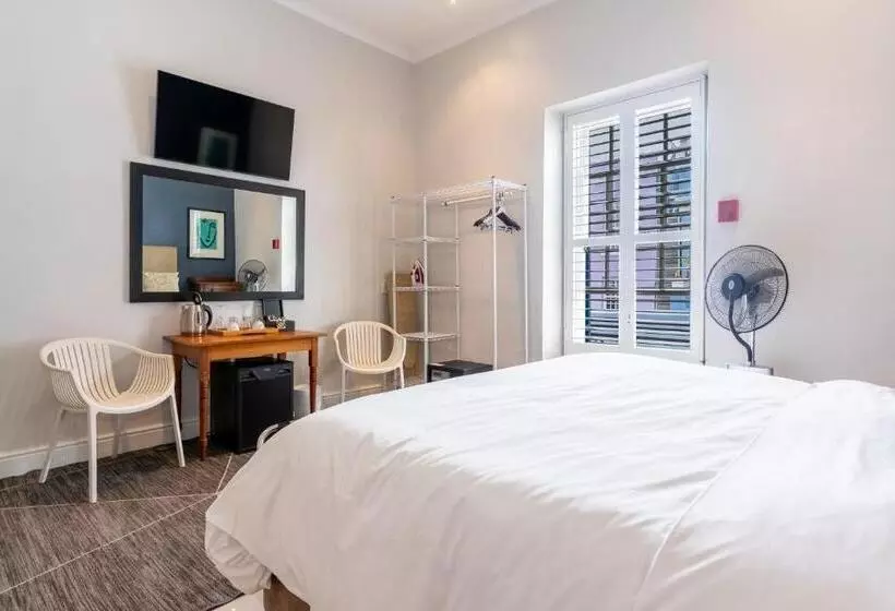 Fotos del hotel Charles:  5