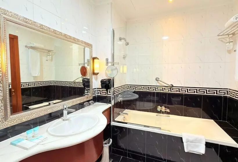 Fotos del hotel Grand Excelsior Hotel Al Barsha:  69